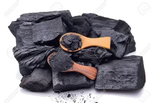 Graines de charbon de bois